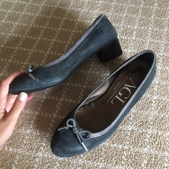 Agl Shoes - AGL Kristin Gray Suede Bow Block Heels/Pumps